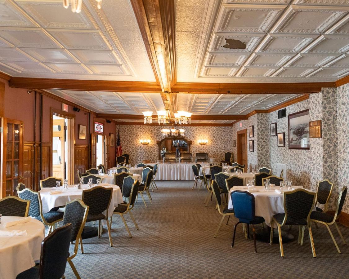 Winthrop Arms Hotel Restaurant Logan Airport 외부 사진