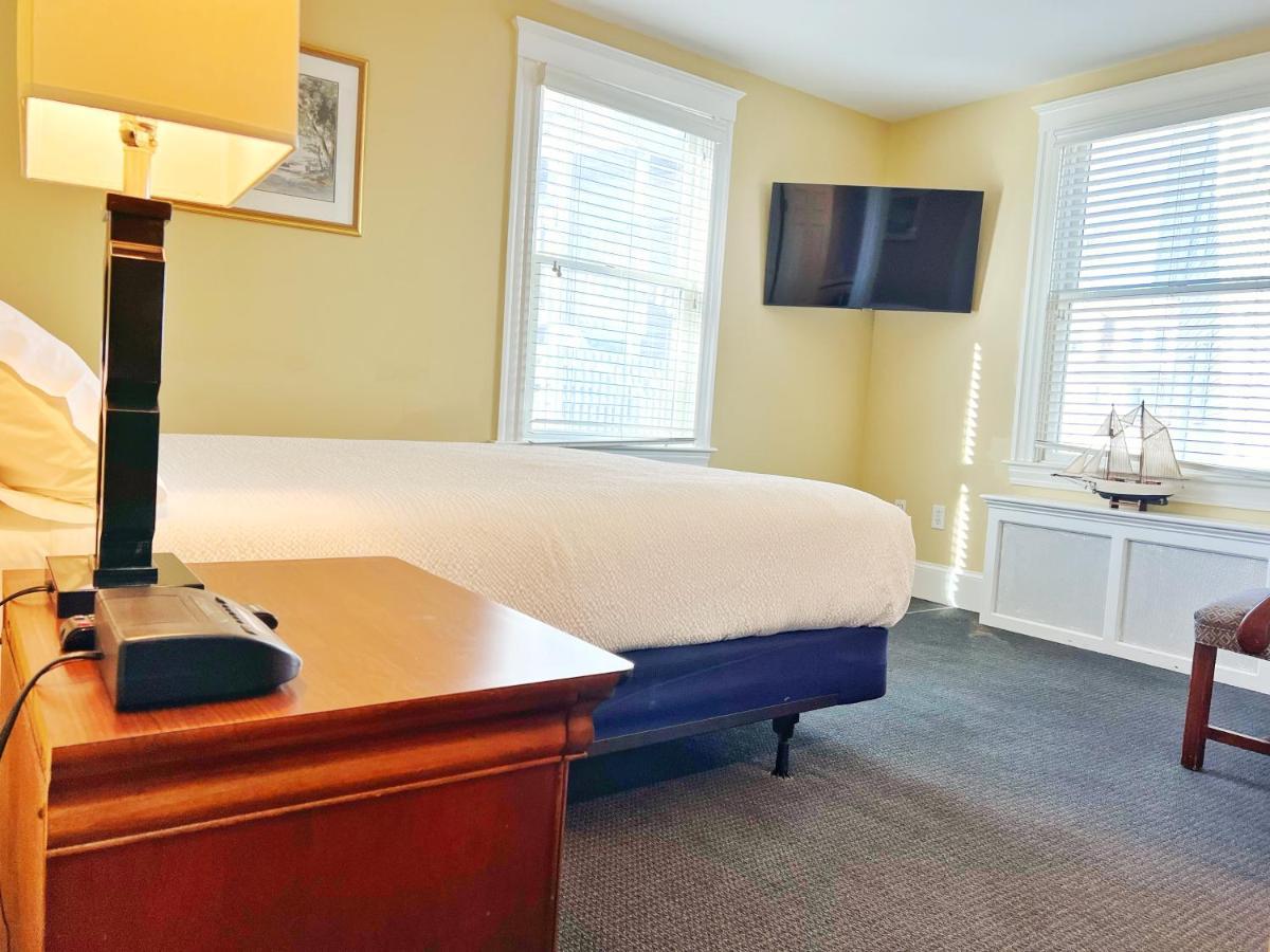 Winthrop Arms Hotel Restaurant Logan Airport 외부 사진