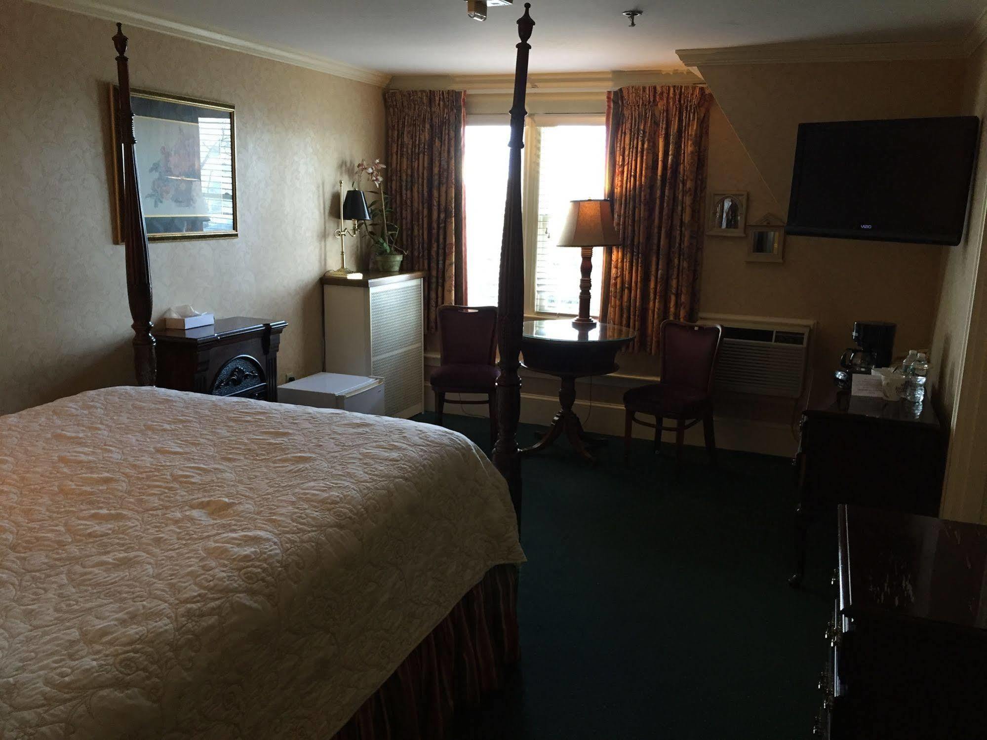 Winthrop Arms Hotel Restaurant Logan Airport 외부 사진