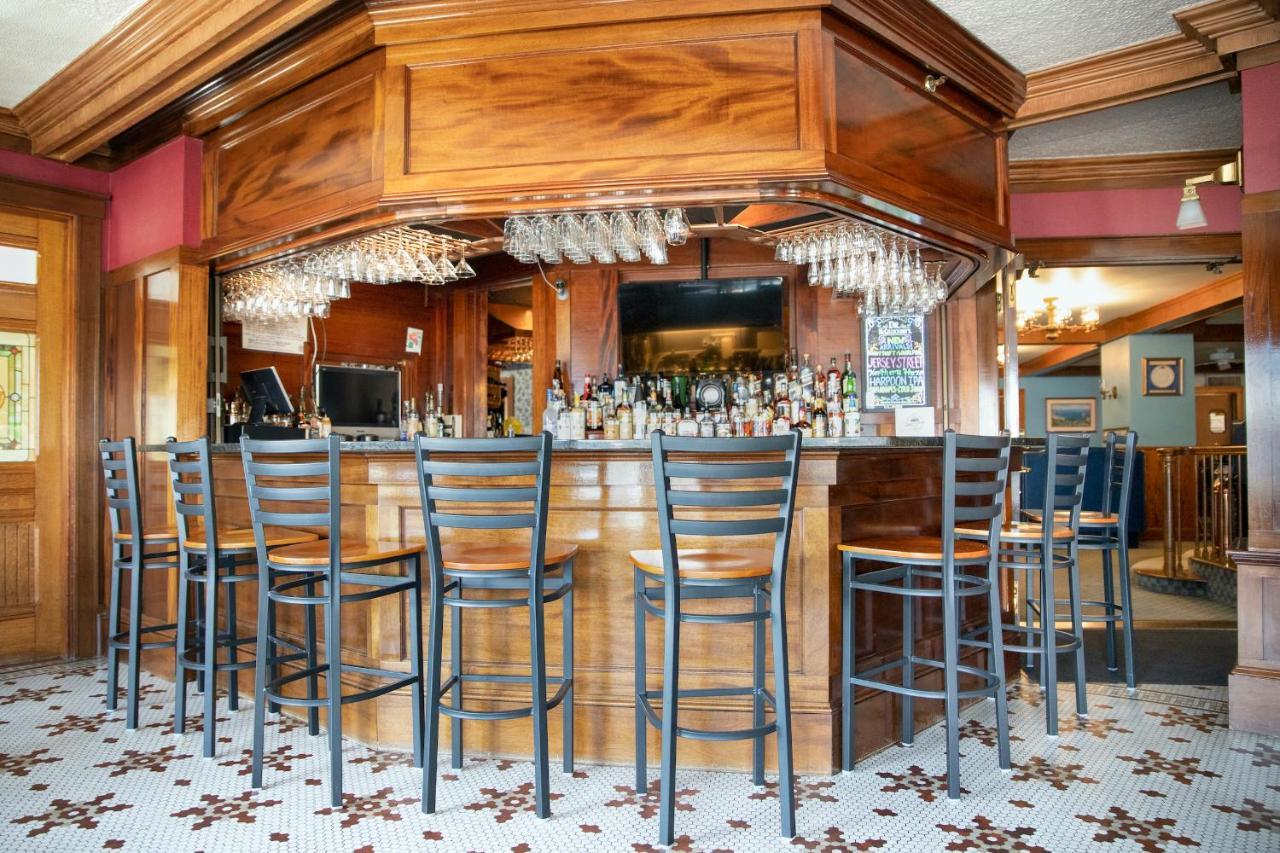 Winthrop Arms Hotel Restaurant Logan Airport 외부 사진